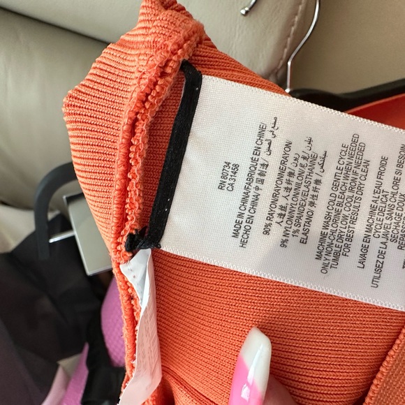 BCBGMAXAZRIA mango color skirt size Large - Picture 2 of 4